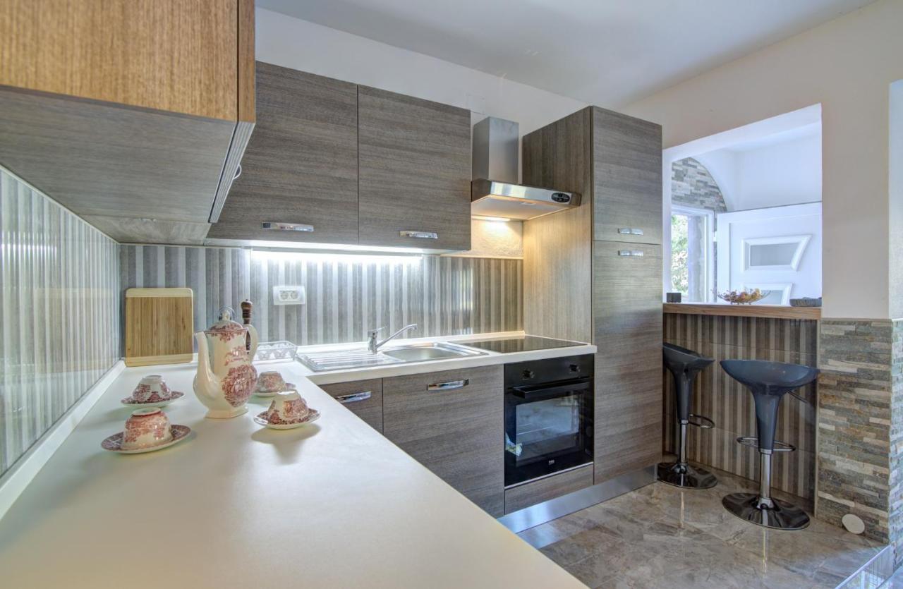 Апартаменты House Of Velebit Adria Сень Экстерьер фото